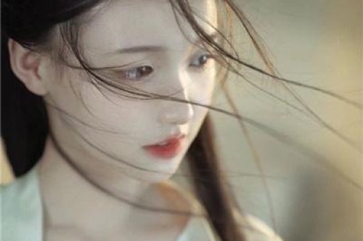 “假洋牌”售后无门带货女演员张静初面临47人集体诉讼