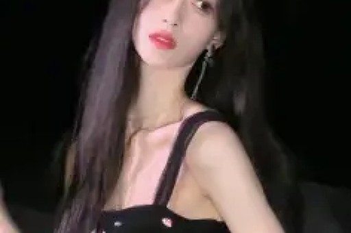 一天3个瓜！女星被大佬操控、顶流恋情曝光杨颖被牵连 个个大瓜-第1张图片-