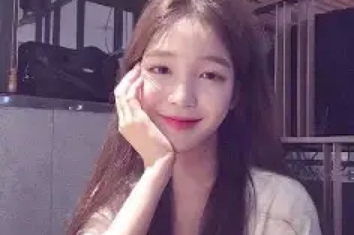 出道8年从不接吻戏被称最干净女演员的她凭啥让大导演抢着捧