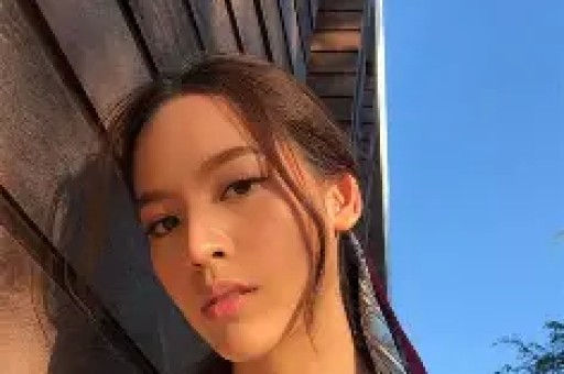 张艺兴成有道全线代言人赵露思演唱会秒空！最新娱乐八卦大揭秘