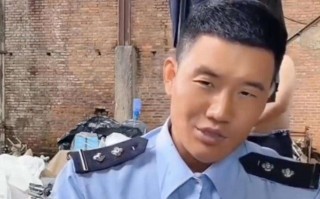 童星谢孟伟穿警服直播被拘！欠债千万成老赖账号封禁演艺生涯告急！